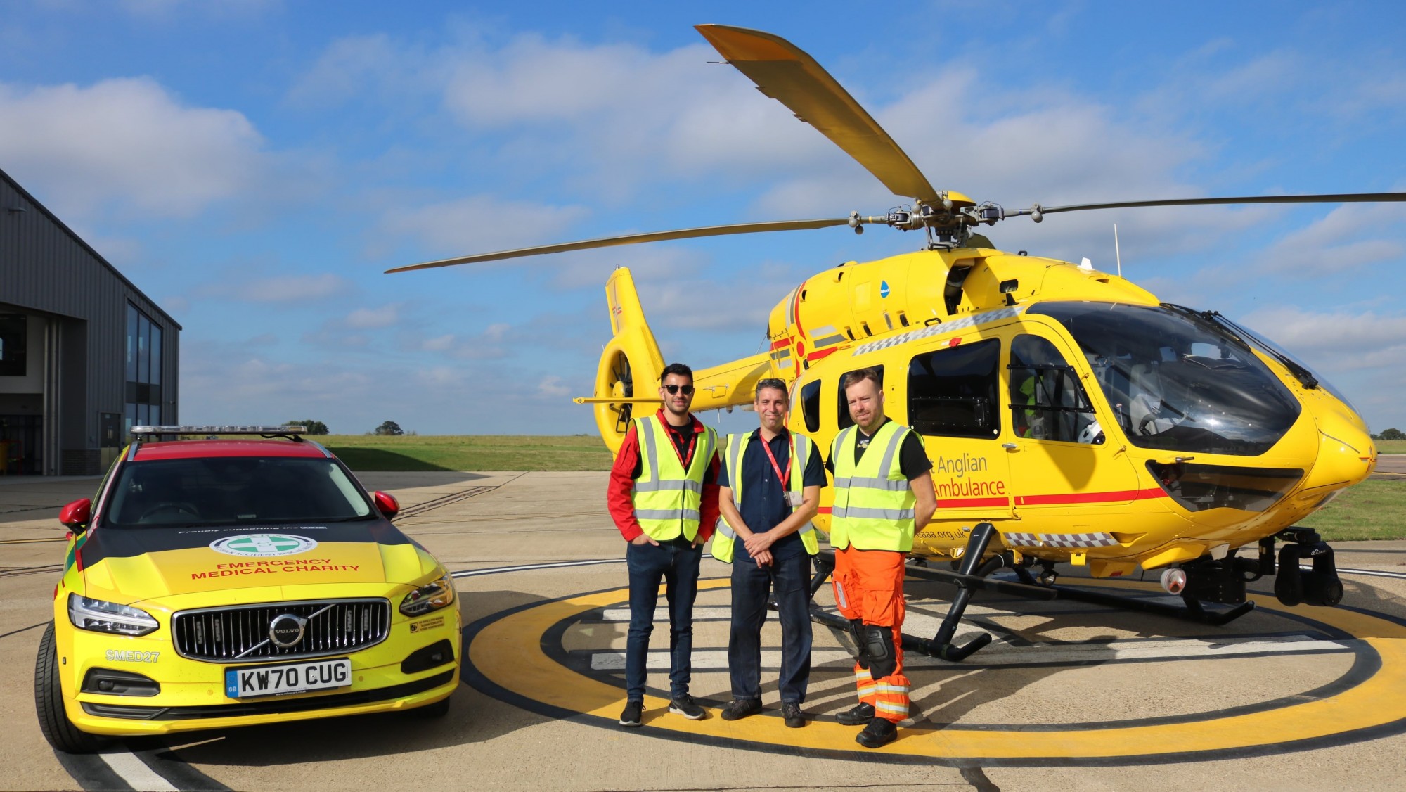 Mark Youles with SARS Dr James and EAAA CCP Dave in front of the helicopter.